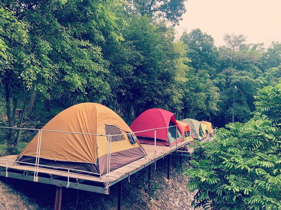 Khu Cắm trại Sơn Tinh Camp 3 nằm ở thôn Muồng Cháu, xã Vân Hòa, Ba Vì, Hà Nội. Ảnh: Internet 