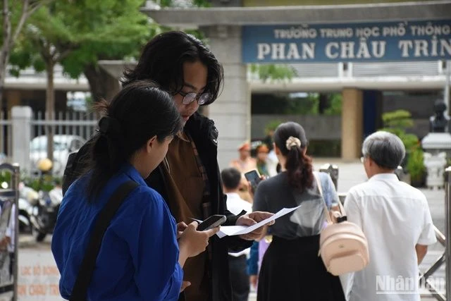 Hơn 13.500 thí sinh tại Đà Nẵng đến điểm thi làm thủ tục, học quy chế thi ảnh 6