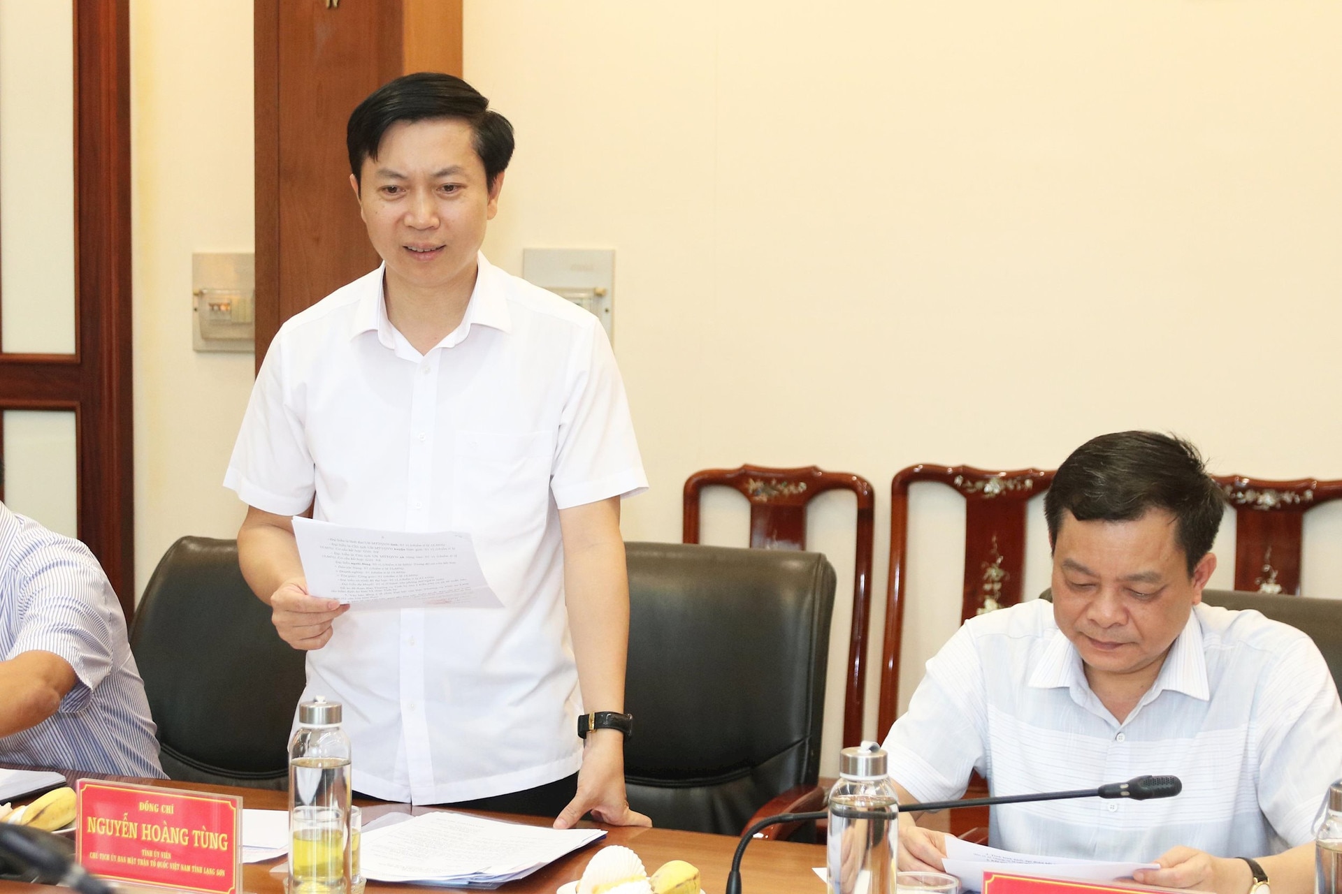 Chủ tịch Ủy ban MTTQ tỉnh Lạng Sơn Nguyễn Hoàng Tùng phát biểu tại cuộc làm việc. Ảnh: Tiến Đạt.