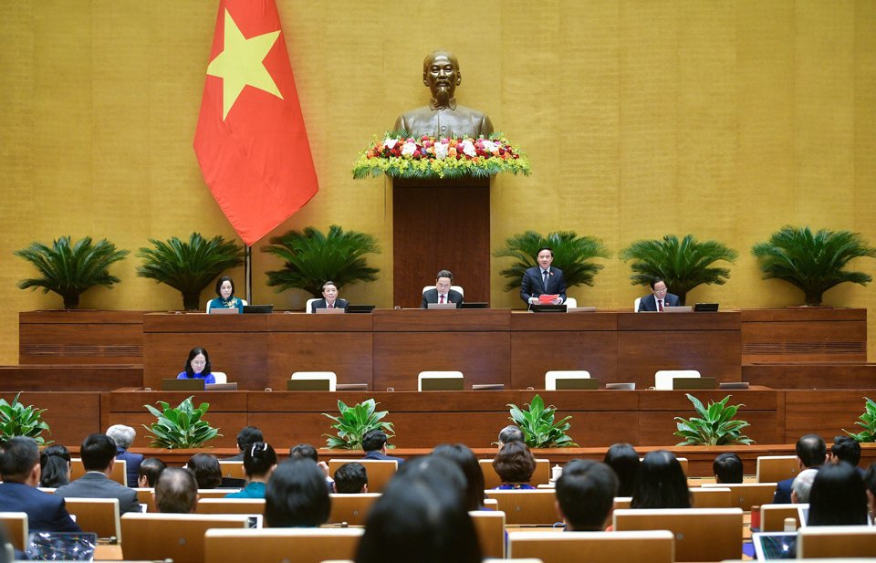 Phó Chủ tịch Quốc hội Nguyễn Khắc Định điều hành phiên bế mạc