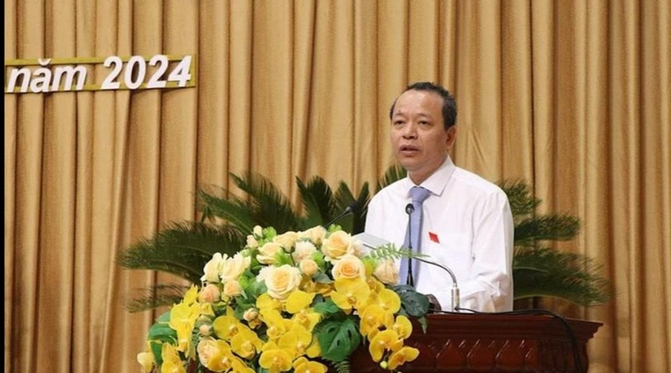 Đồng chí Nguyễn Quốc Chung, Chủ tịch HĐND tỉnh Bắc Ninh phát biểu tại Kỳ họp.