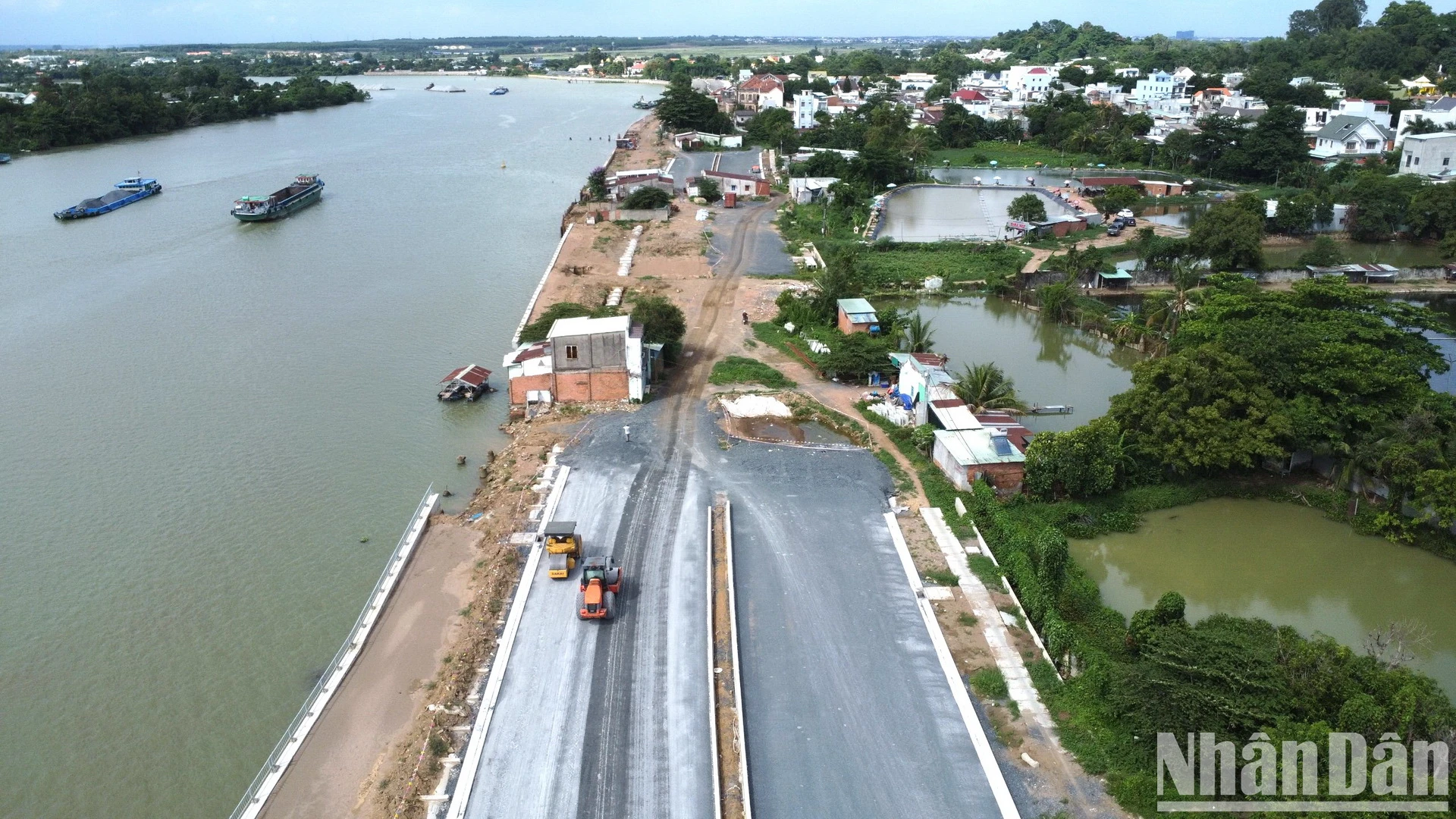 [Ảnh] Ngổn ngang 2 dự án trọng điểm ven sông Đồng Nai ảnh 2
