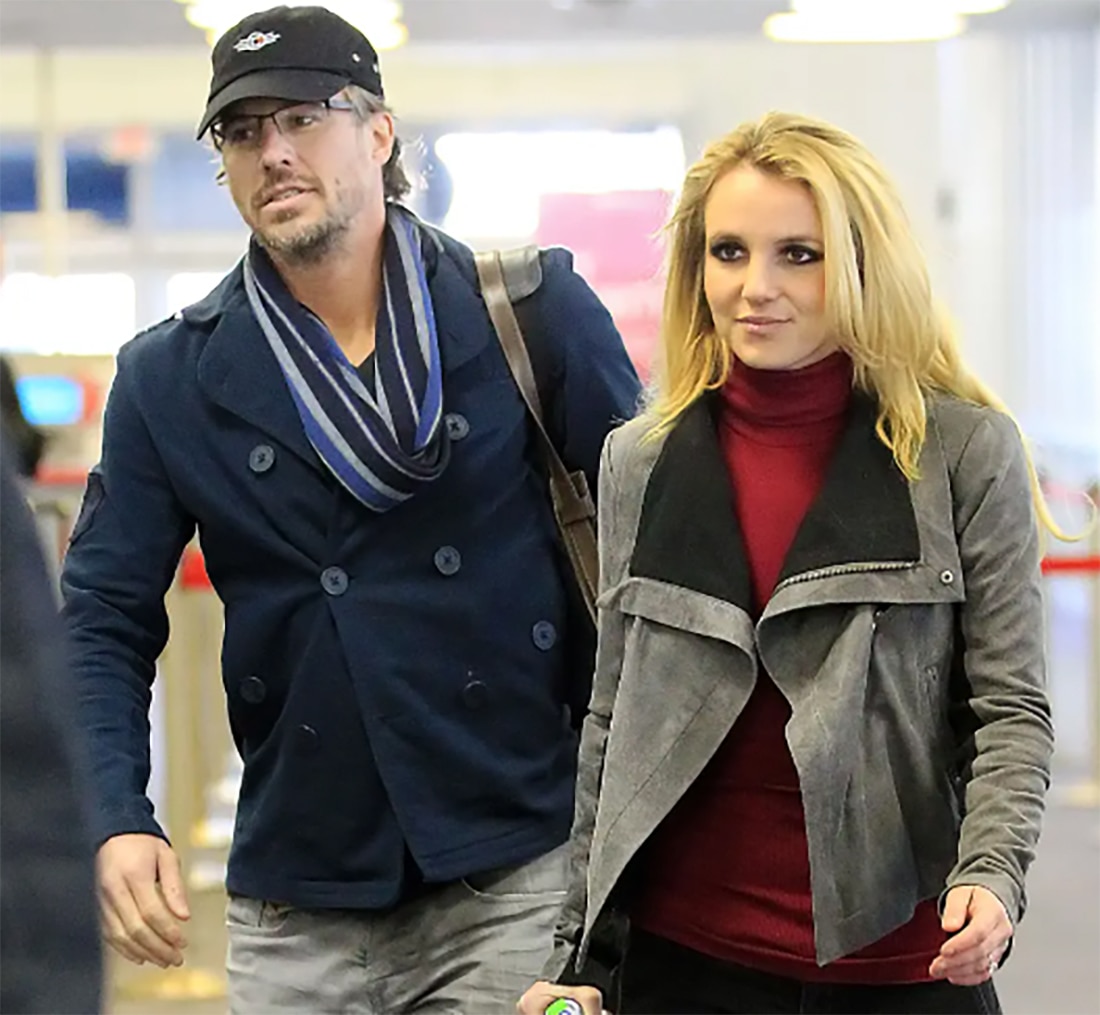 Britney Spears tái hợp người yêu cũ Jason Trawick ở Las Vegas- Ảnh 1.