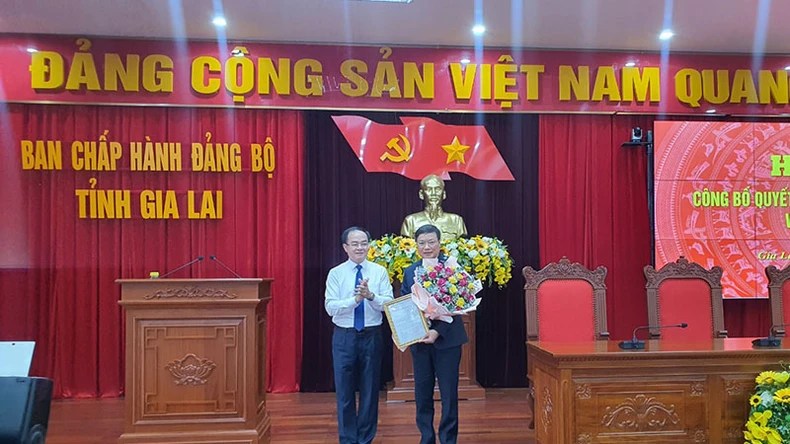 Chủ tịch UBND tỉnh Gia Lai Trương Hải Long được điều động, bổ nhiệm giữ chức Thứ trưởng Nội vụ ảnh 1