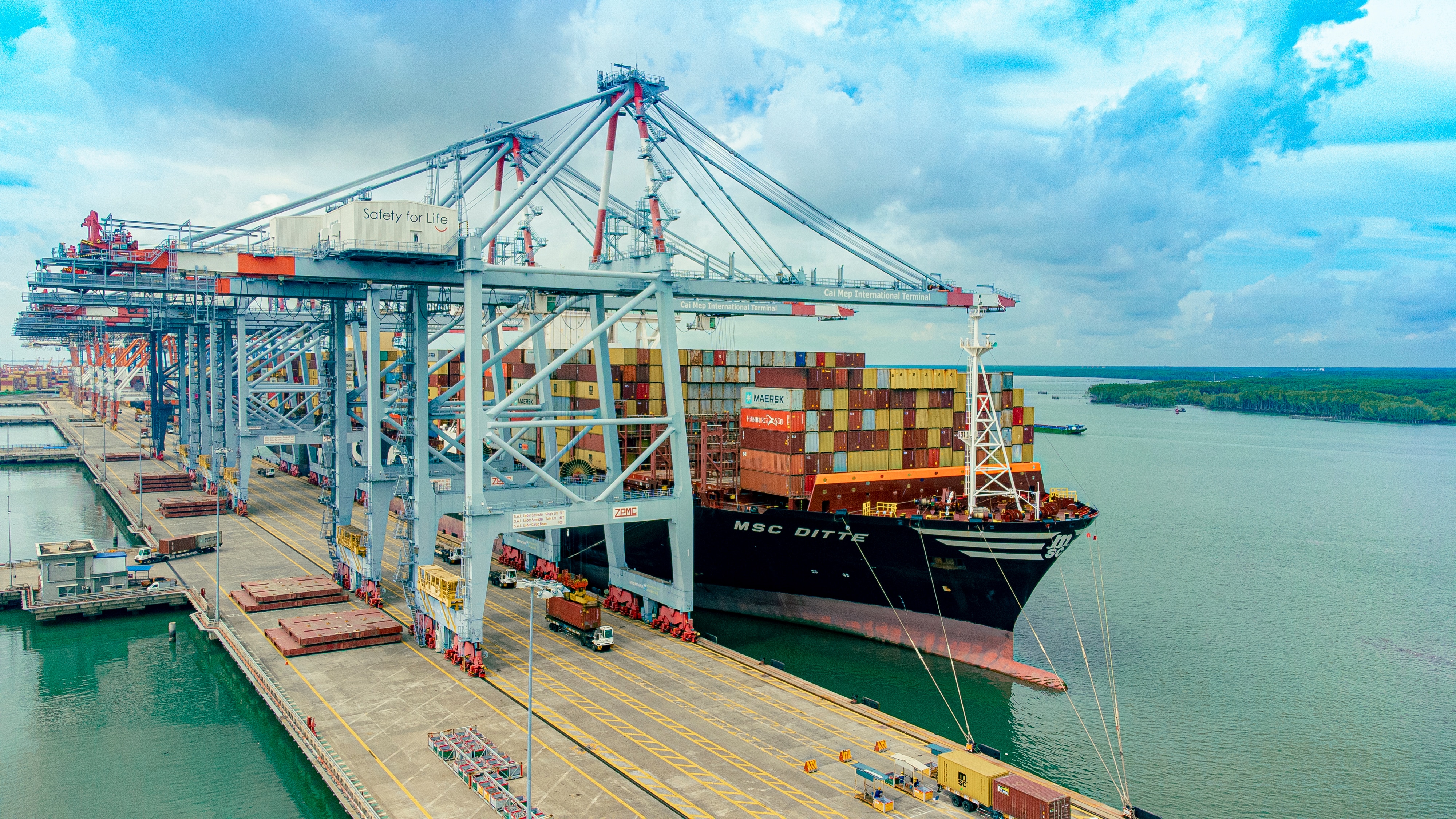 Cụm cảng Cái Mép lọt top 7 cảng container hiệu quả nhất thế giới- Ảnh 1.