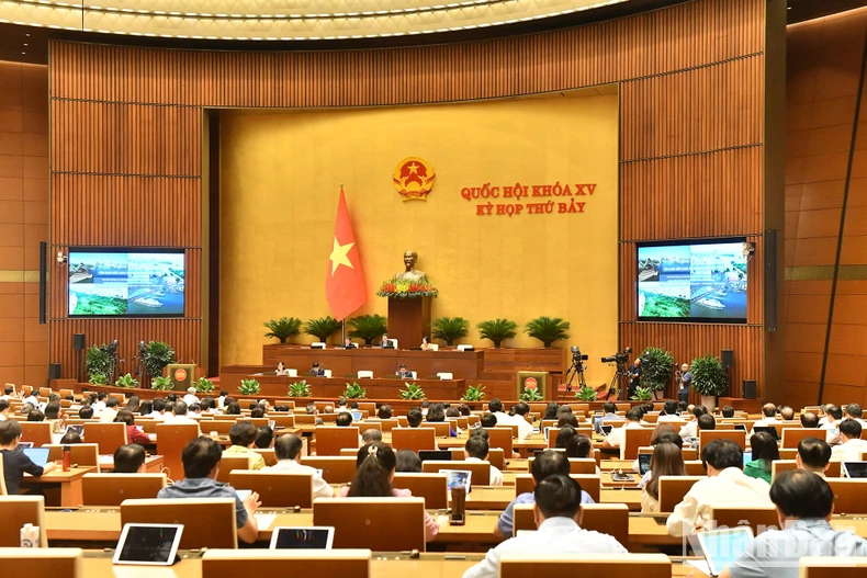 Đại biểu Quốc hội đề xuất cấp thiết cải tạo chung cư cũ tại Hà Nội ảnh 1