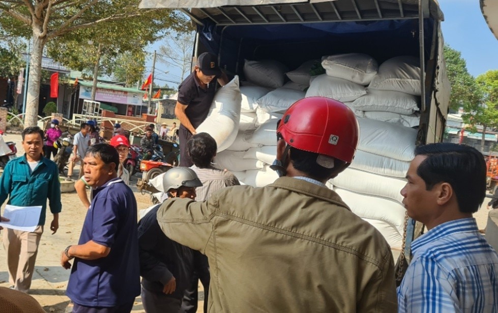 Sự kiện - Đắk Lắk phân bổ hơn 155 tấn gạo cứu đói cho nhân dân dịp giáp hạt