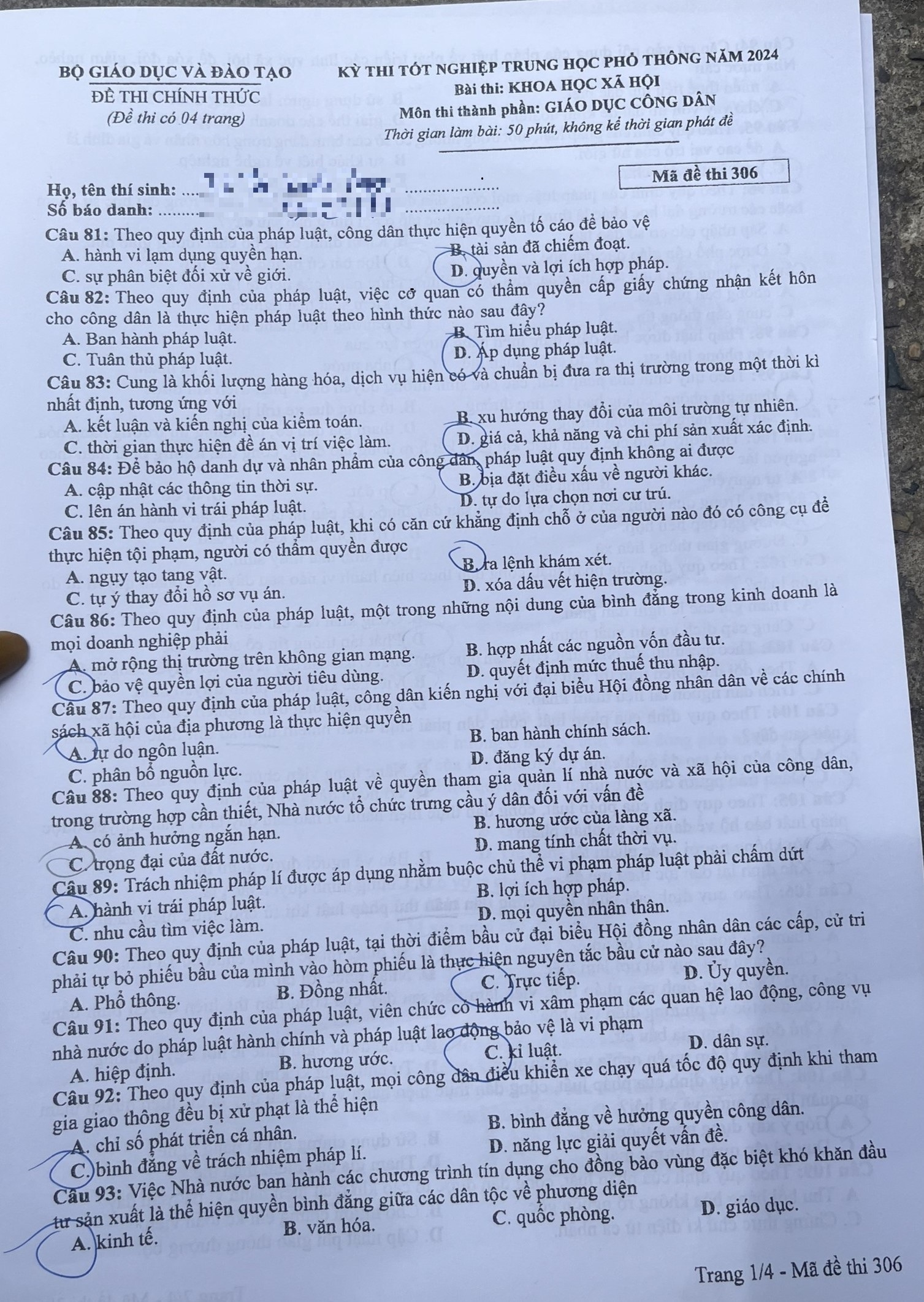 Thí sinh nhận định đề thi Khoa học xã hội: Môn Sử phân hóa cao, môn Giáo dục công dân khá dễ -0