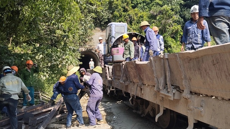 Sự cố sạt lở hầm Bãi Gió đã khiến Tổng công ty Đường sắt Việt Nam thiệt hại 50,458 tỷ đồng.