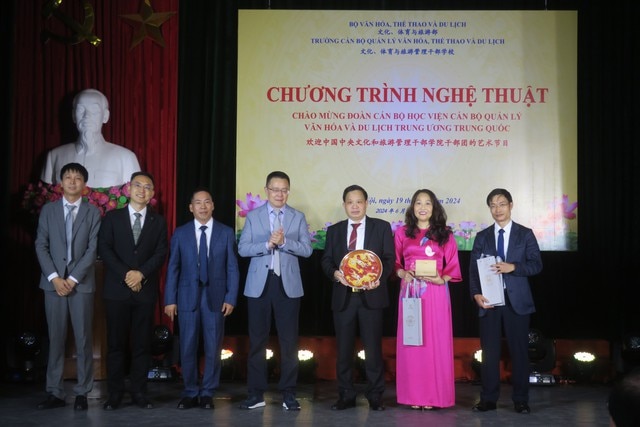 Trao đổi, hợp tác văn hoá giữa Việt Nam – Trung Quốc: Đóng góp thiết thực tình hữu nghị, quan hệ tốt đẹp của hai nước - Ảnh 5.