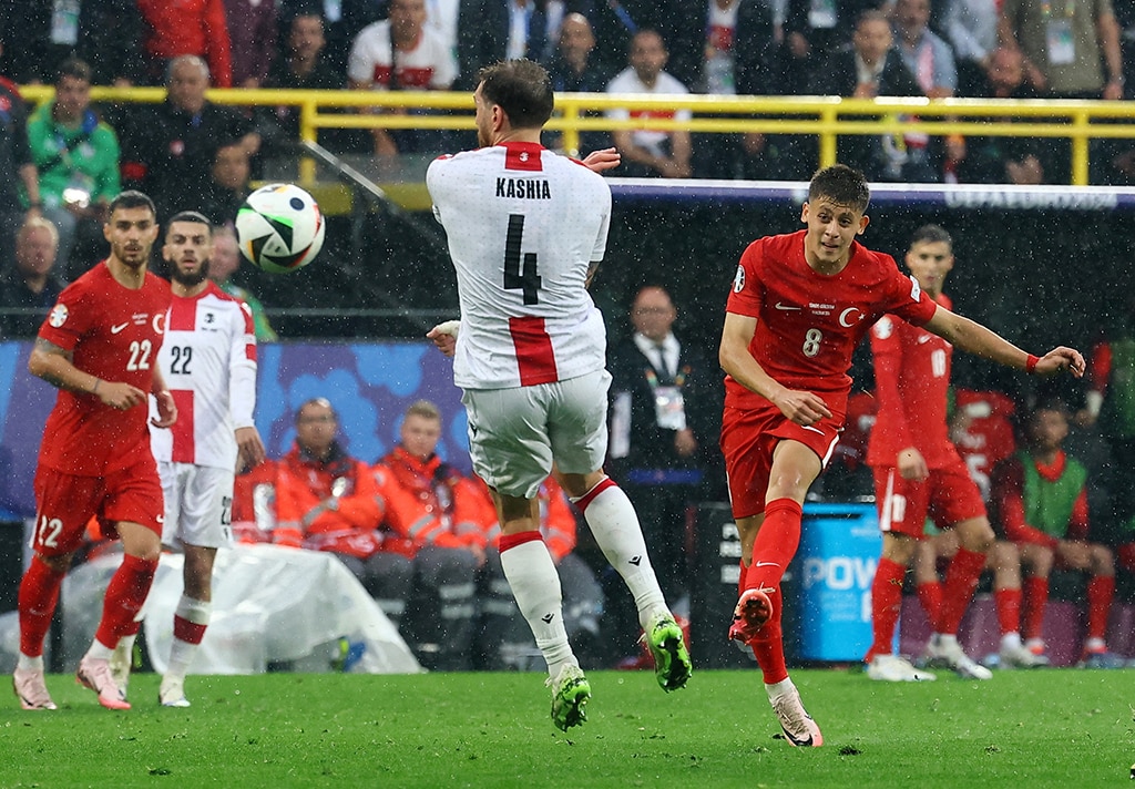 EURO 2024: Vũ khí sút xa lên ngôi ở lượt trận đầu tiên - Ảnh 1.