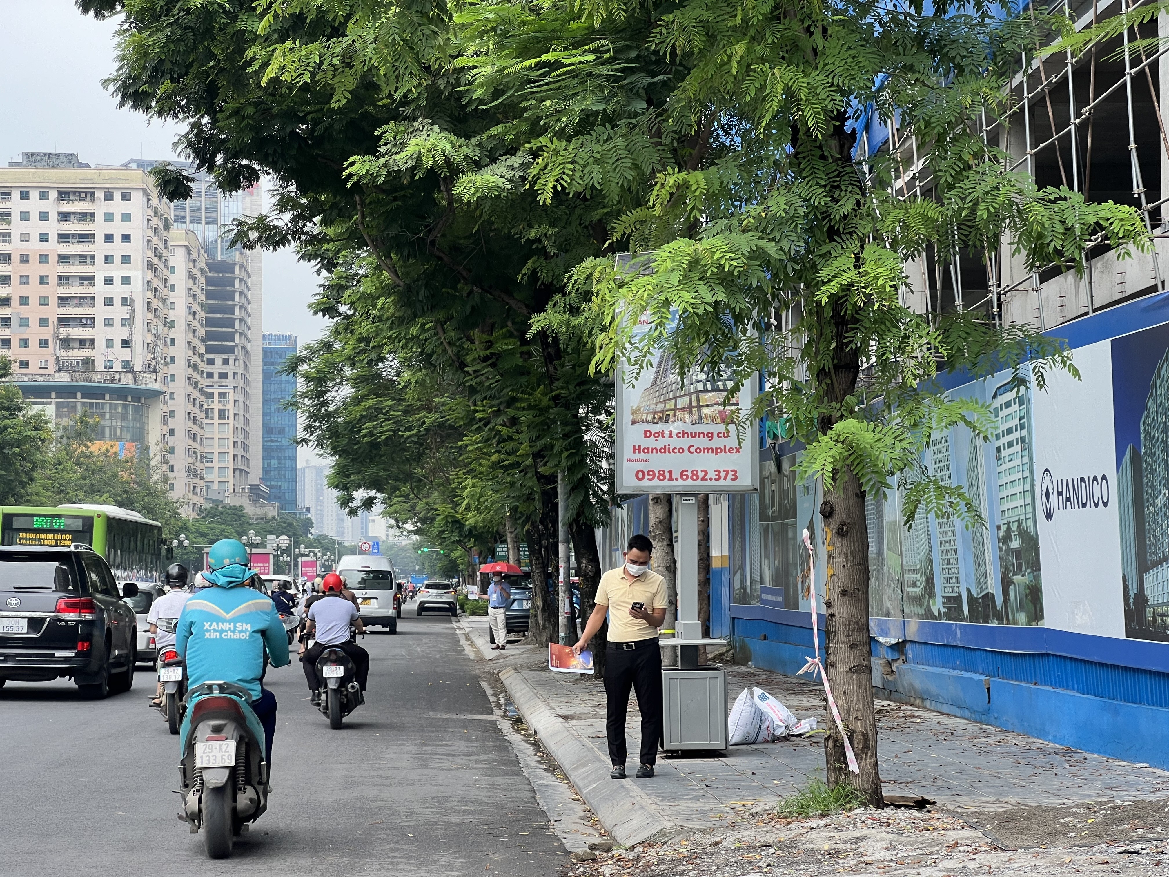 Bất động sản - Giá nhà đường Lê Văn Lương tăng phi mã mặc tin tức sai phạm bủa vây