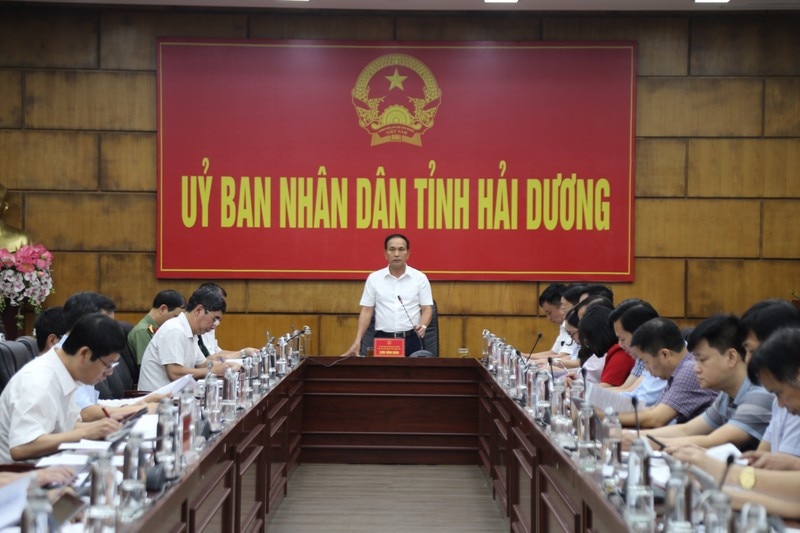 Phó Chủ tịch Thường trực UBND tỉnh Hải Dương Lưu Văn Bản vừa  chủ trì phiên họp lần 8 trong tháng 5