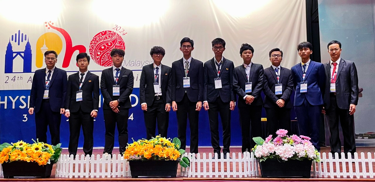 Đội tuyển Việt Nam dự Olympic Vật lý châu Á năm 2024 - Ảnh: BỘ GD-ĐT