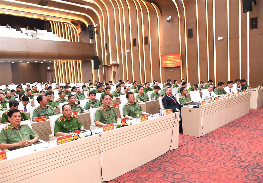 Chủ tịch nước Tô Lâm cùng các đại biểu dự Hội nghị.