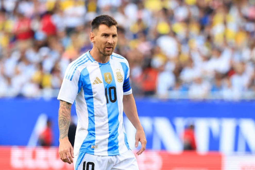 Messi không cùng Argentina dự Olympic Paris 2024 - 1