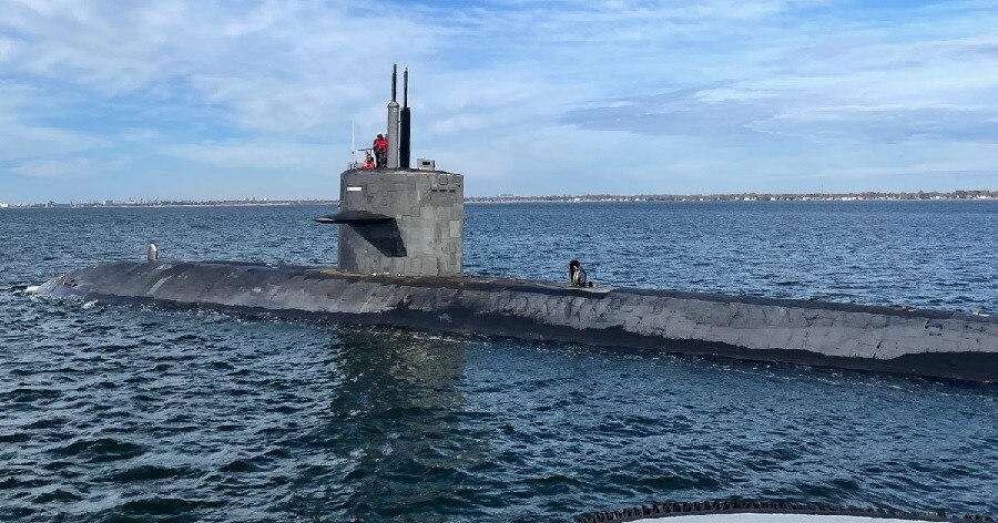 Một ngày sau khi đội tàu chiến Nga cập cảng Havana: Nga lên tiếng về chuyến thăm, Mỹ điều tàu ngầm đến gần Cuba, Canada theo dõi sát