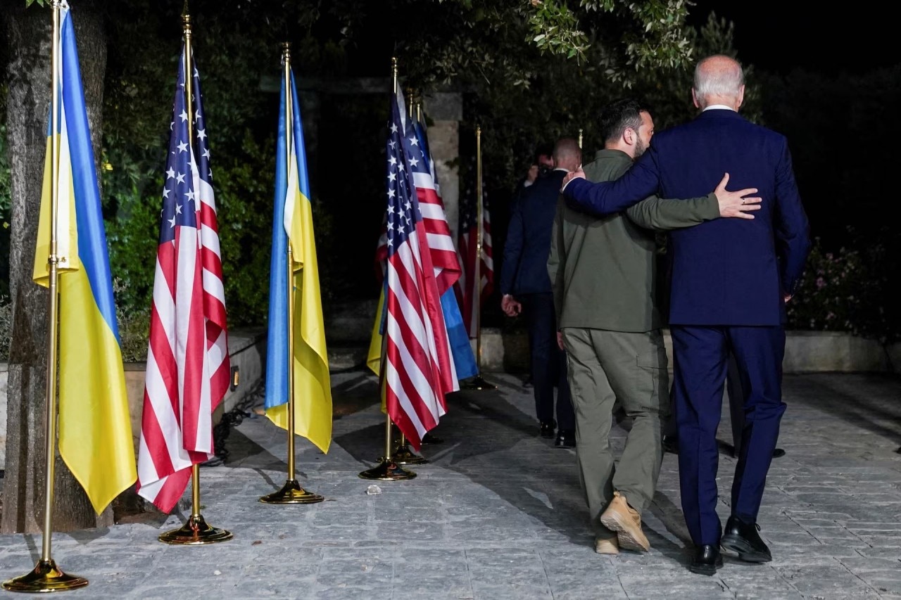Mỹ nhắc lại cam kết hỗ trợ Ukraine chống Nga, Moscow