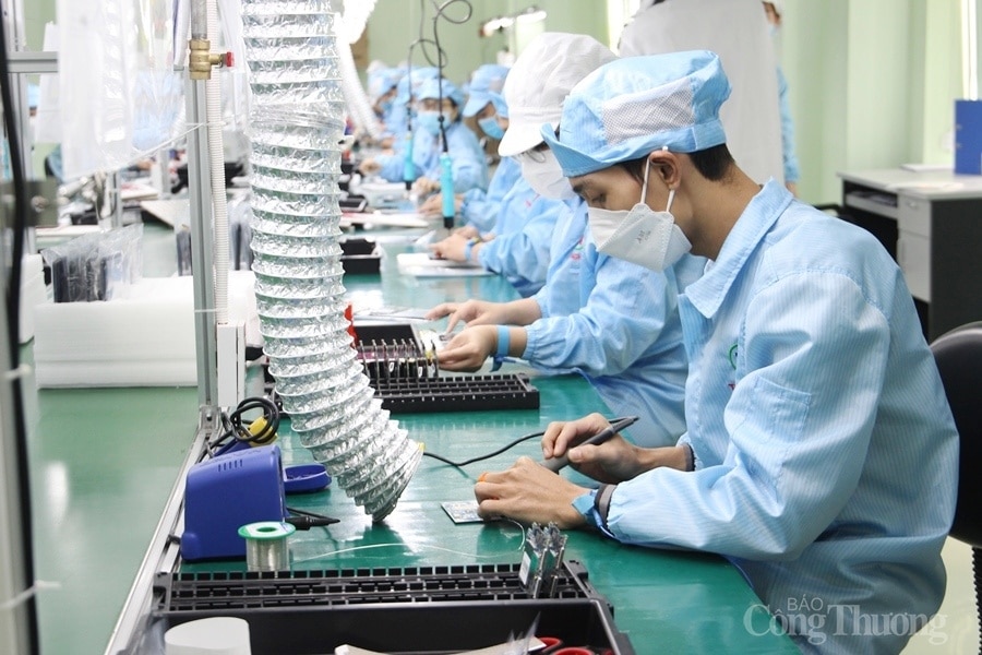 Nam Định mở rộng dư địa tăng trưởng công nghiệp. Ảnh minh hoạ