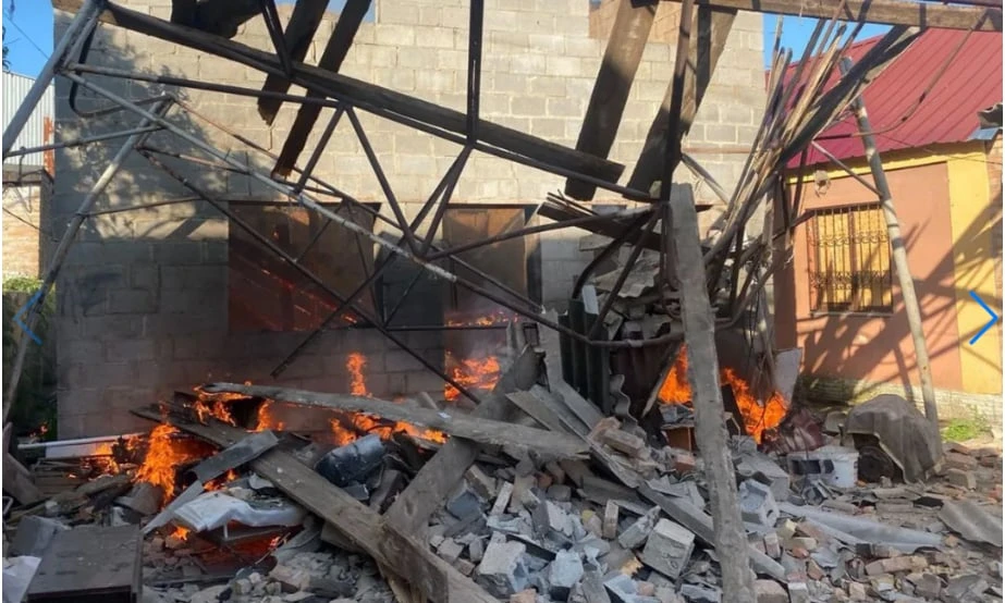 Đám cháy sau một vụ tấn công của Nga vào tỉnh Dnipropetrovsk. Ảnh: TELEGRAM 