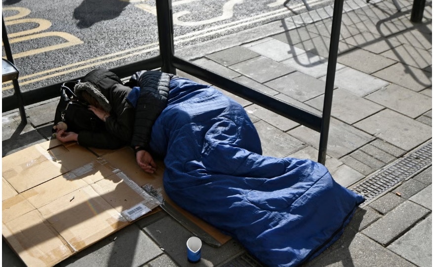 Số người ngủ trên phố ở London tăng lên mức cao kỷ lục- Ảnh 1.