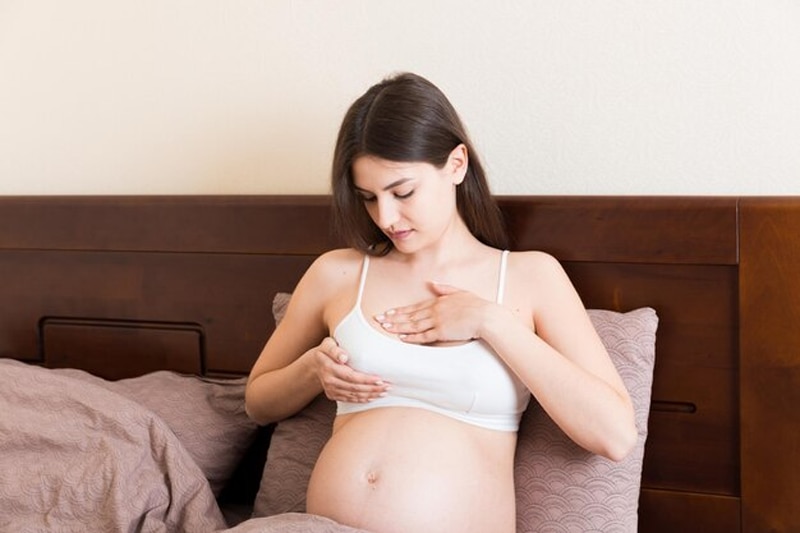 Đau ngực khi mang thai do nhiều nguyên nhân 