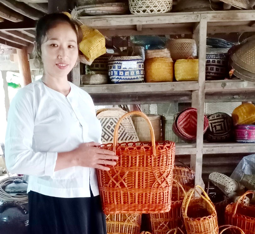 Yên Bái: Phụ nữ Mường Lai tăng thu nhập từ nghề thủ công truyền thống- Ảnh 1.