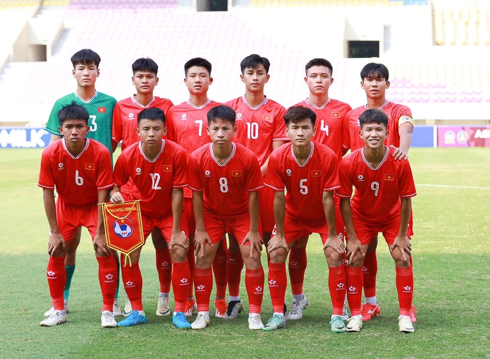 Thắng U16 Myanmar 5-1, U16 Việt Nam vào bán kết giải Đông Nam Á - 1