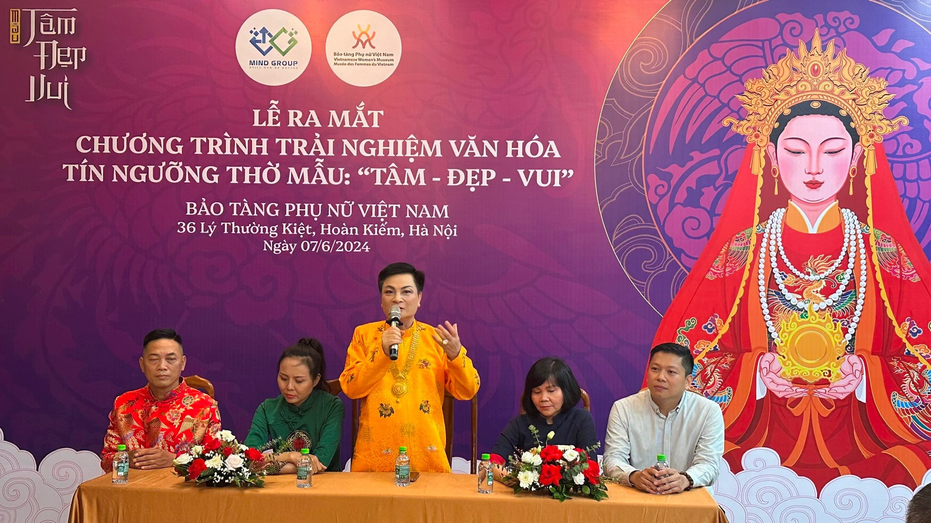 Trải nghiệm văn hóa Tín ngưỡng thờ Mẫu tại Bảo tàng Phụ nữ Việt Nam - Ảnh 1.