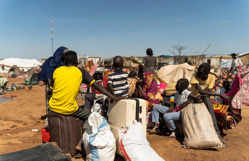 Người dân Nam Sudan di tản do bạo lực. Ảnh: UNHCR