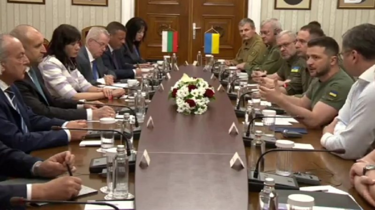 Thế giới - Vấn đề Ukraine khiến Tổng thống Bulgaria từ chối dự tham gia Hội nghị Thượng đỉnh NATO