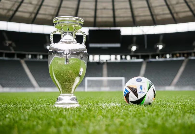 24 đội bóng sẽ tranh chiếc cúp vô địch EURO 2024. (Nguồn: Getty Images)