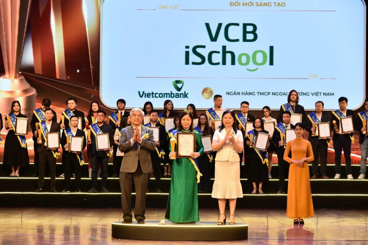 VCB i-School - Gói giải pháp thu học phí thông minh