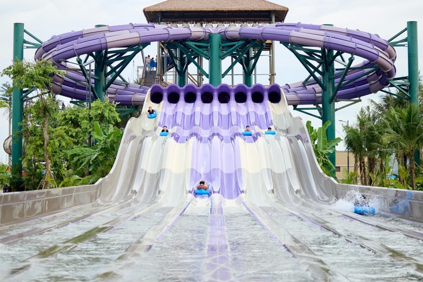 Mỗi trò chơi tại Công viên nước Sun World Sầm Sơn đều đem đến những trải nghiệm sảng khoái và khác biệt cho du khách.
