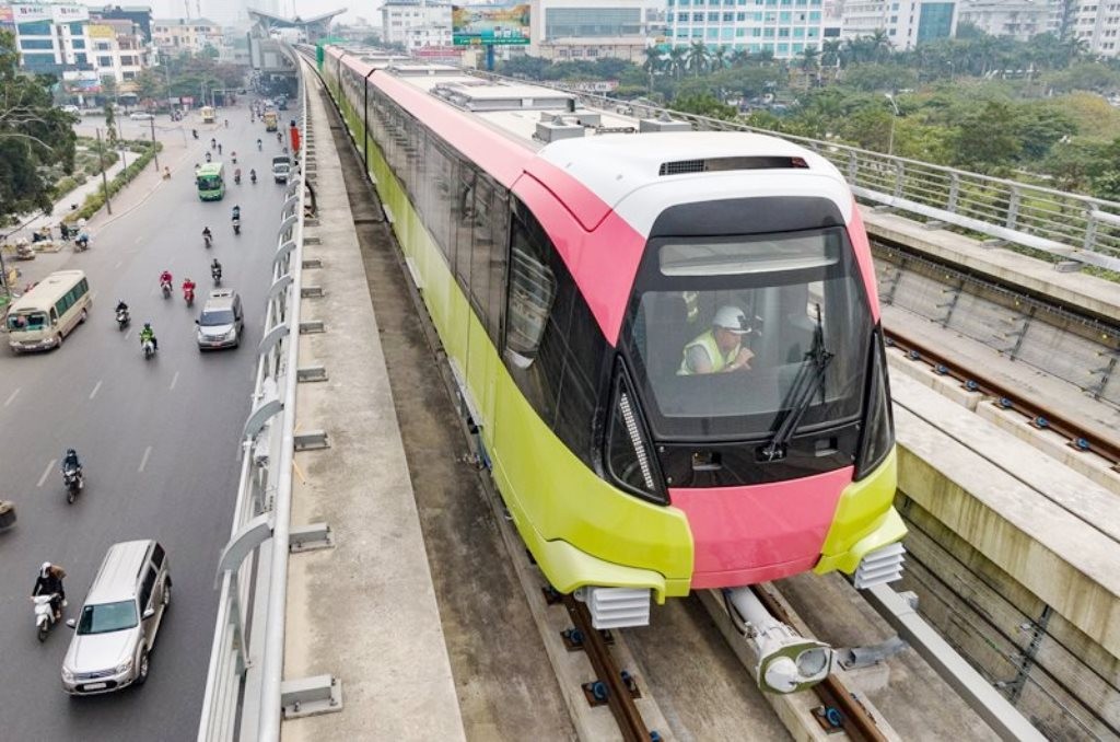 Cận cảnh siêu dự án metro Hà Nội lỡ hẹn 13 lần, tàu vẫn xếp kho ảnh 8