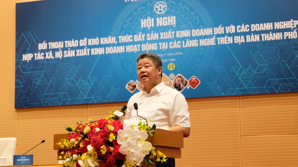 Phó Chủ tịch UBND TP Hà Nội Nguyễn Mạnh Quyền phát biểu khai mạc Hội nghị.