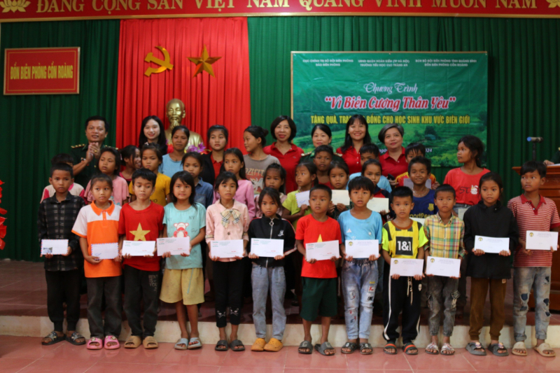 Quang Binh: Donating solar power projects to border schools without ...