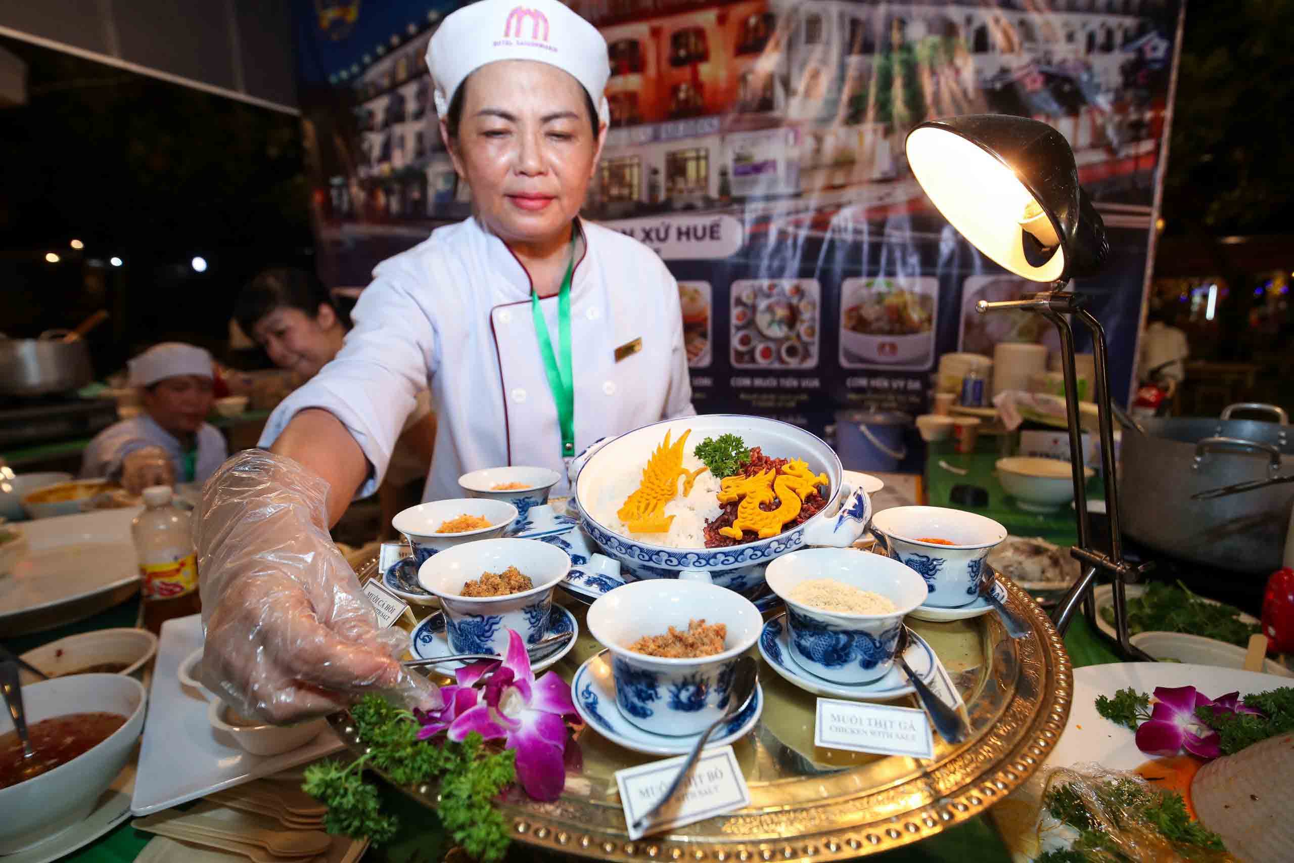 Карта местной кухни на ваш выбор - Vietnam.vn