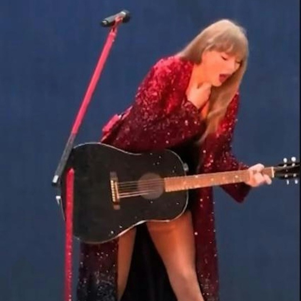 Chuyện độc lạ, sự cố hài hước trong chuyến lưu diễn tỷ USD của Taylor Swift - 2