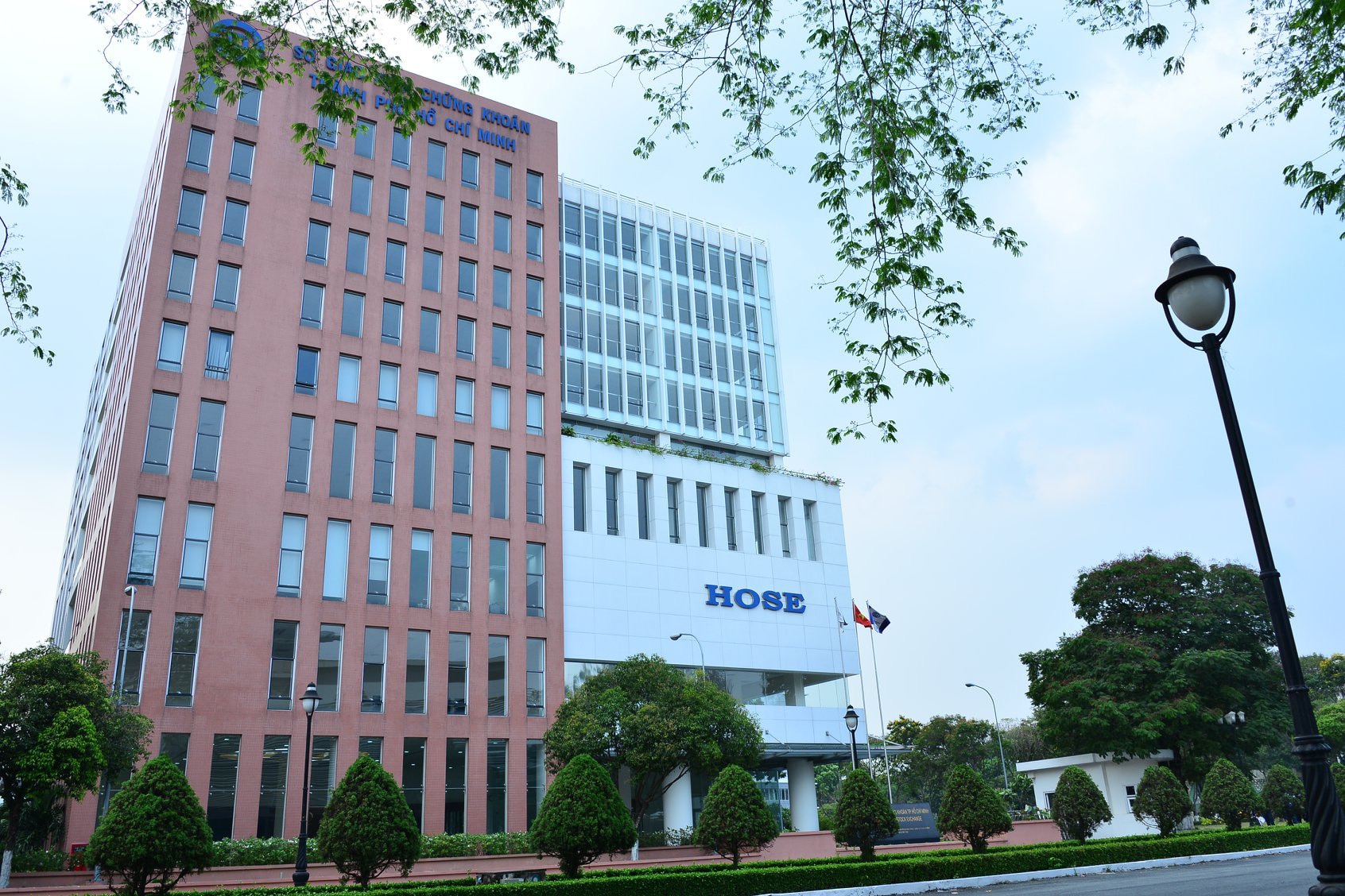 Trung tâm dữ liệu dự phòng của HoSE tại Công viên phần mềm Quang Trung - Ảnh: QTSC