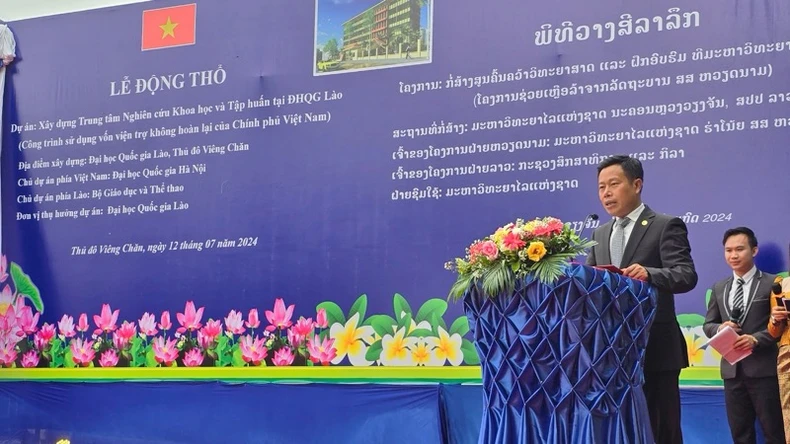 Động thổ xây dựng Trung tâm Nghiên cứu Khoa học và Tập huấn tại Đại học quốc gia Lào ảnh 1