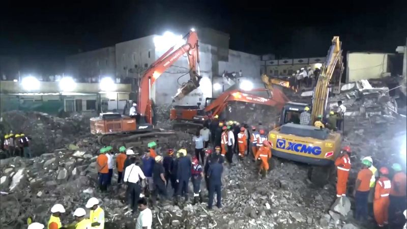 Building Collapse In India, At Least 7 People Died - Vietnam.vn