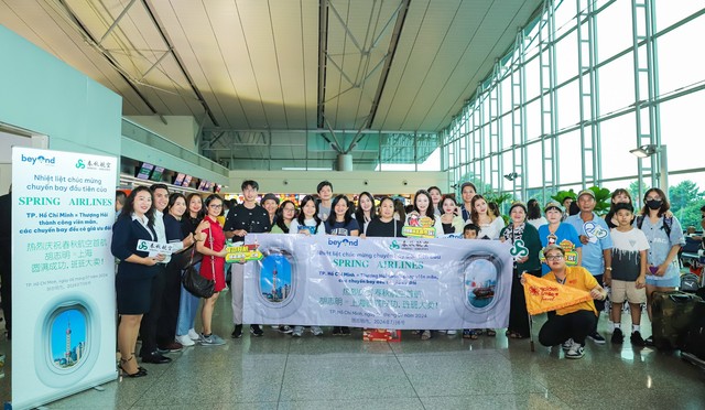 Spring Airlines: Mở lại đường bay thương mại quốc tế khứ hồi Thượng Hải - Hồ Chí Minh - Ảnh 1.