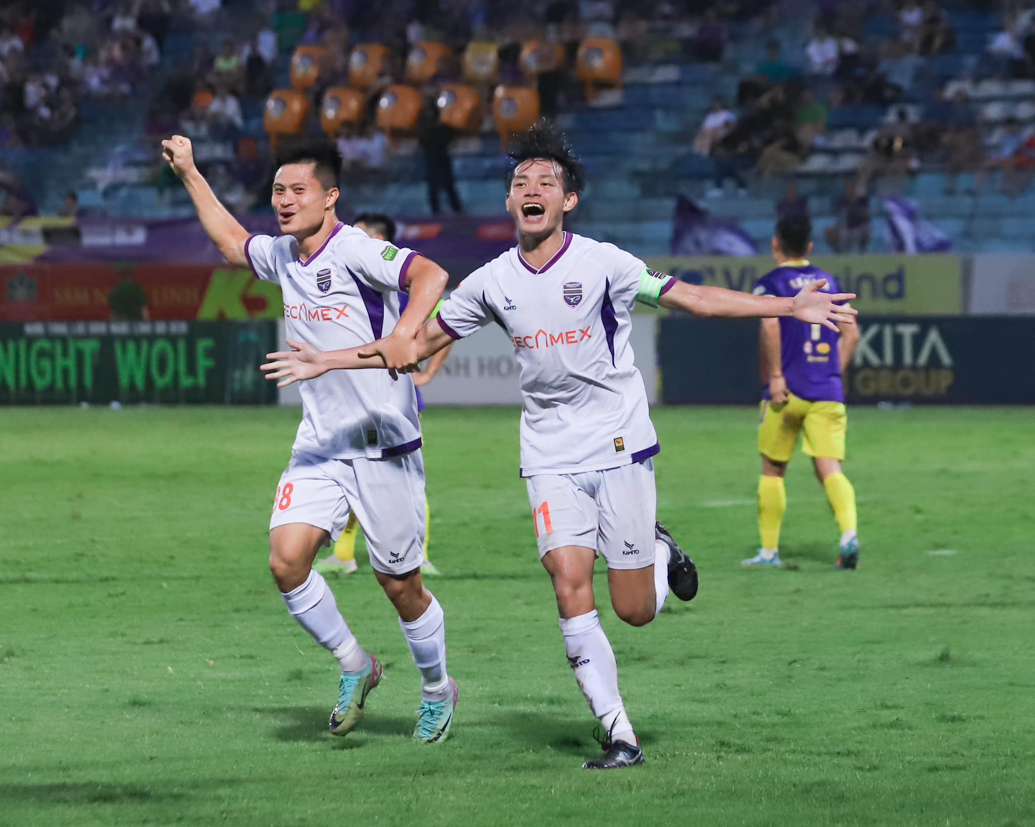 AFF Cup: Càng nhiều CLB muốn vô địch V-League, đội tuyển Việt Nam càng ‘sướng’- Ảnh 2.